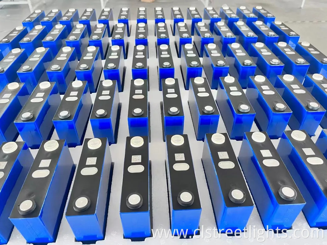 Solar Factory Supplier CE 2000W/1000W/800W600W500W/400W/300W/200W100W IP67 LED Street Outdoor Waterproof All in One Camera COB SMD Wall Flood Garden Road Light